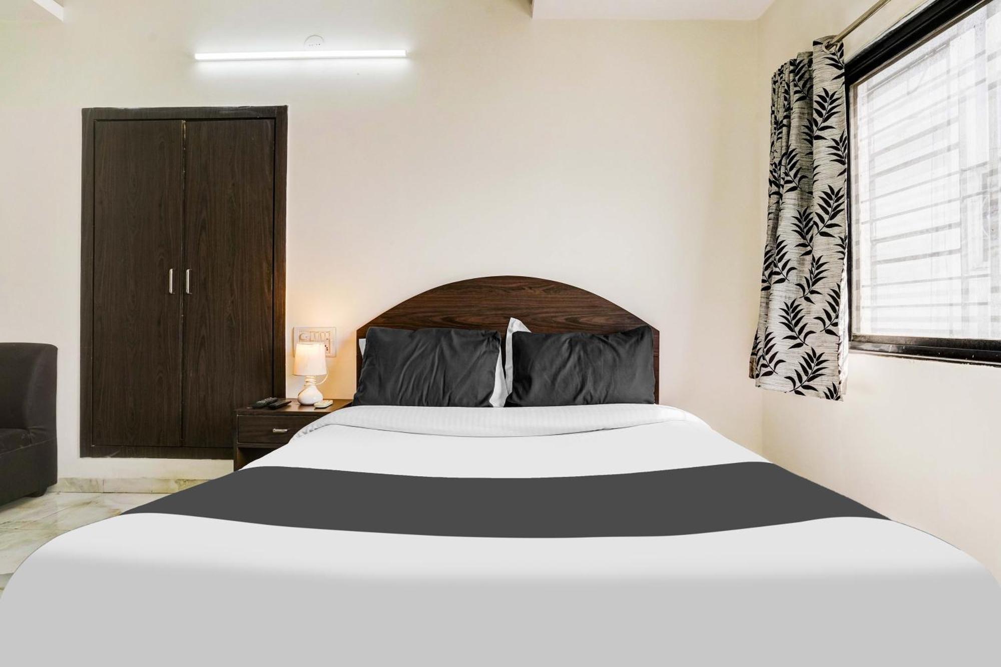 Super Hotel O Nashik Near Vijay Mamta Theatre Formerly Sahara Inn Екстер'єр фото