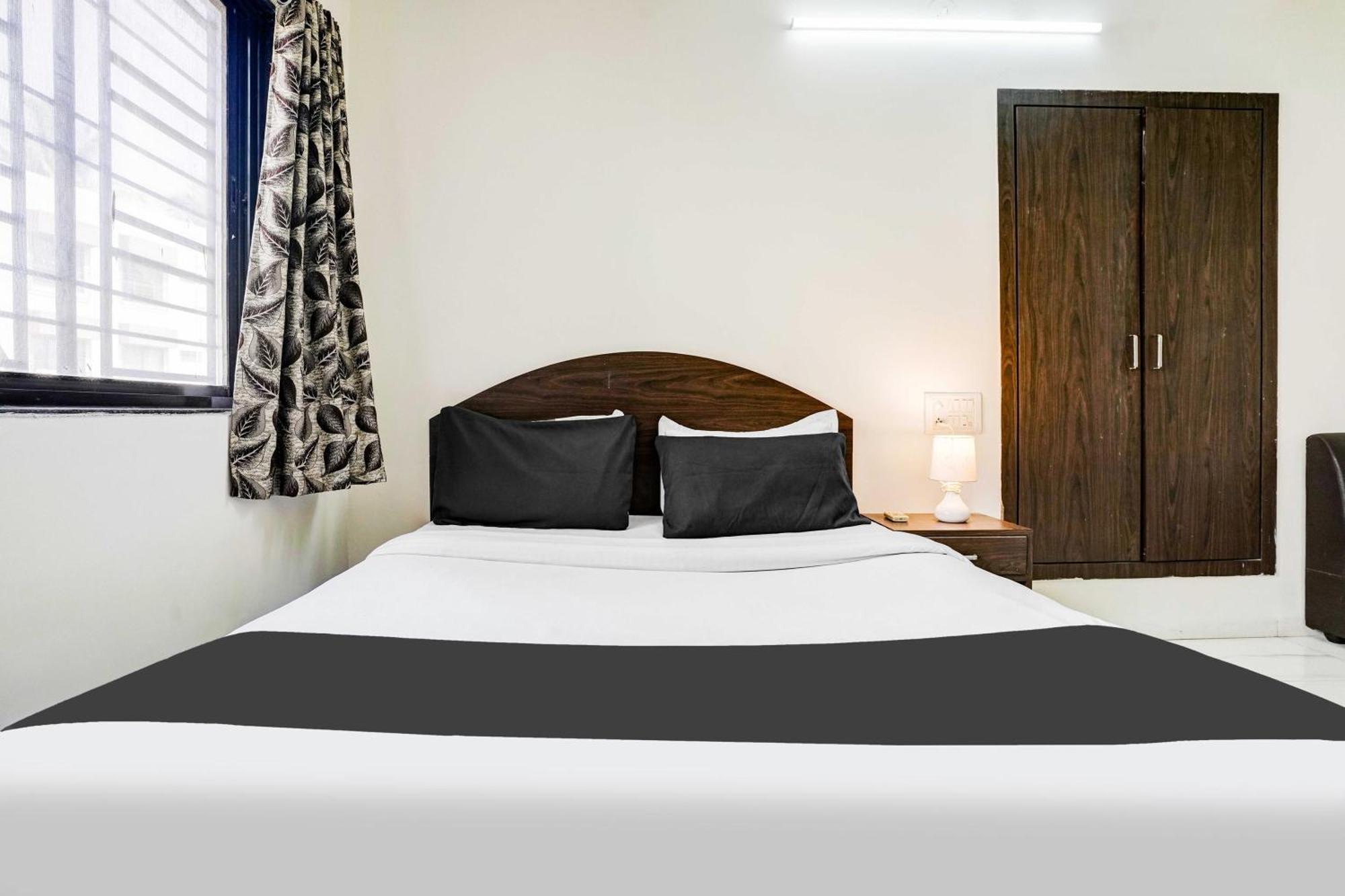 Super Hotel O Nashik Near Vijay Mamta Theatre Formerly Sahara Inn Екстер'єр фото