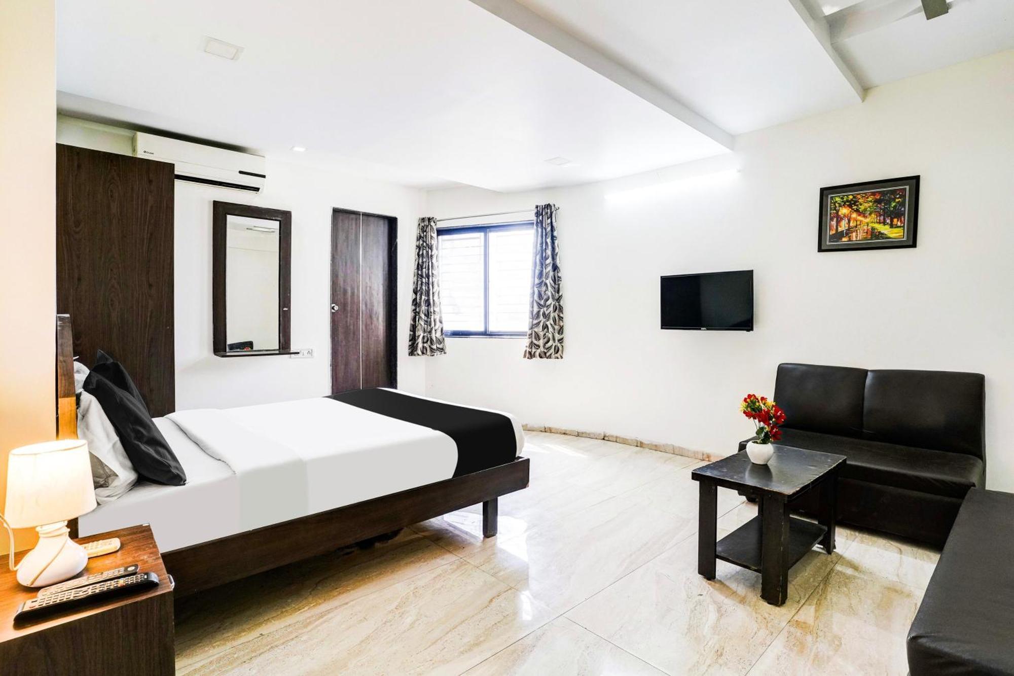 Super Hotel O Nashik Near Vijay Mamta Theatre Formerly Sahara Inn Екстер'єр фото